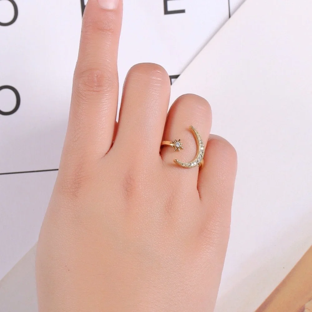 CZ Star Ring - Picture 2 of 4